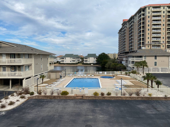 Exterior & Views 2, Tilghman Lakes B3, Horry