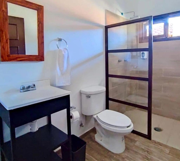 Bathroom, Hotel Casa Francisca Mazamitla., Mazamitla