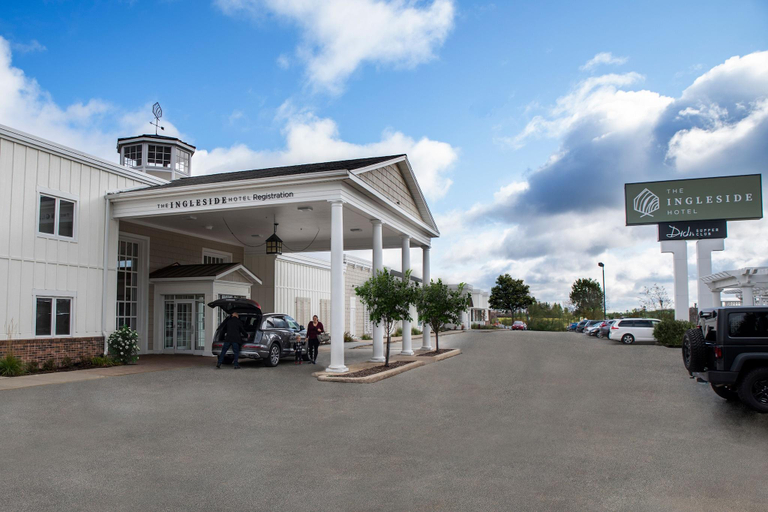 Exterior & Views 2, The Ingleside Hotel, Waukesha