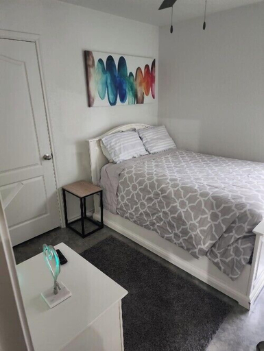 Bedroom 2, The Clean Home, Bell