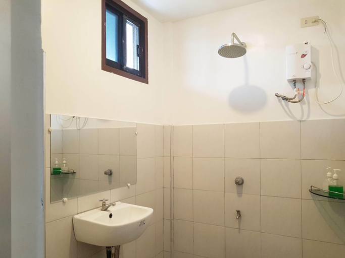 Bathroom 4, Yayay Siargao, General Luna