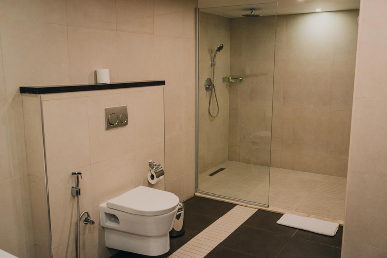 Bathroom 4, Ashur Hotel, Dukan