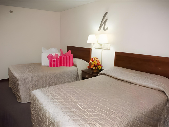 Bedroom 2, Hope Hotel and Richard C. Holbrooke Conference Center, Greene