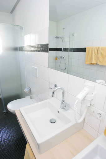 Bathroom 3, Schäfle Feldkirch-Altenstadt, Feldkirch