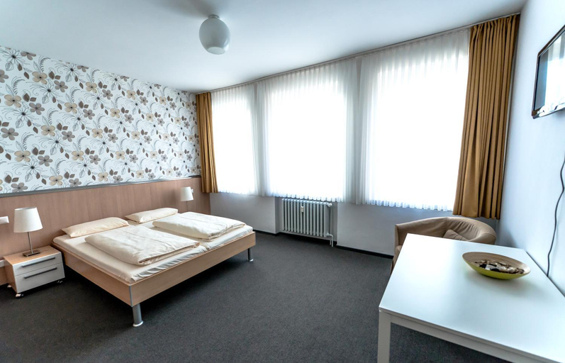 Bedroom 3, Hotel Flaemischer Hof, Kiel