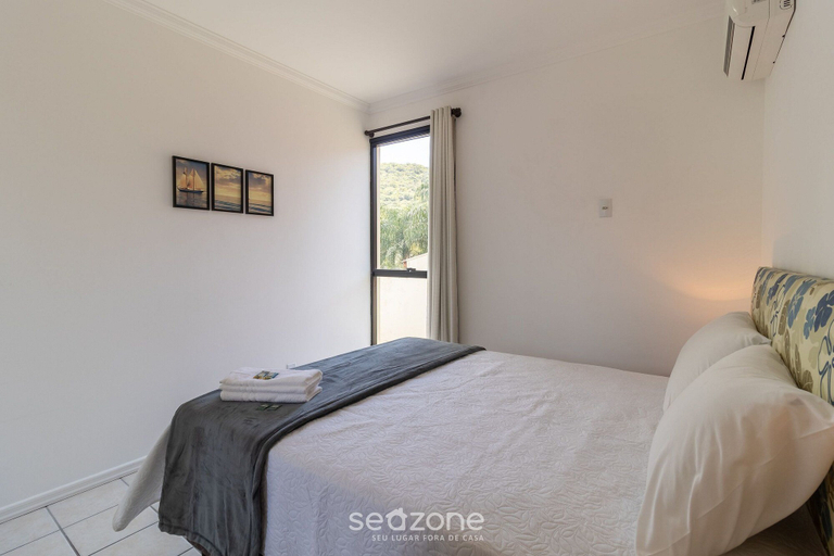 Bedroom, Apt With Barbecue in Lagoa da Conceicao Sro0002, Florianopolis