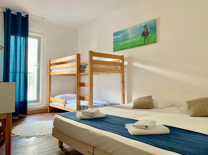 Bedroom 2, Hôtel Le Centre, Pyrénées-Orientales