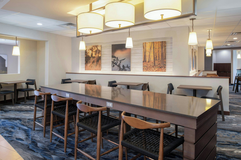 Food & Drinks 4, Fairfield Inn & Suites by Marriott Santa Cruz, CA, Santa Cruz