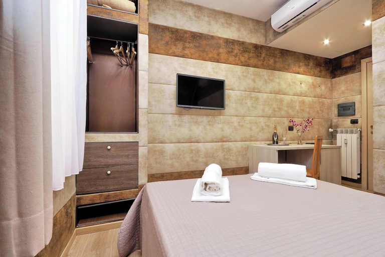 Bedroom 2, Gialli Vatican Guesthouse, Rome