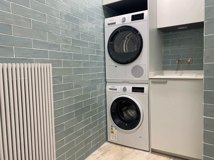 Room 3, Lovely 3BR Near Palacio Real, Madrid