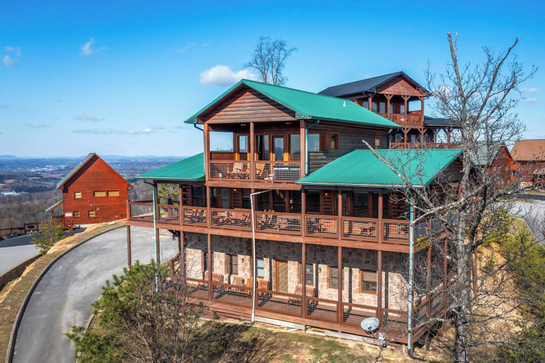 Exterior & Views 2, Heavenly Hideaway, Sevier