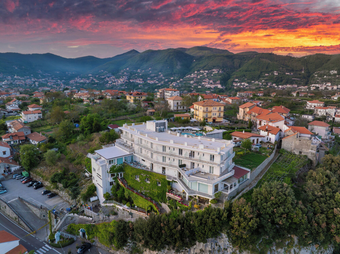 Exterior & Views 2, Hotel Le Rocce, Salerno