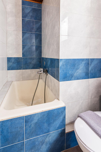 Bathroom 3, Villa Venezia, Crete