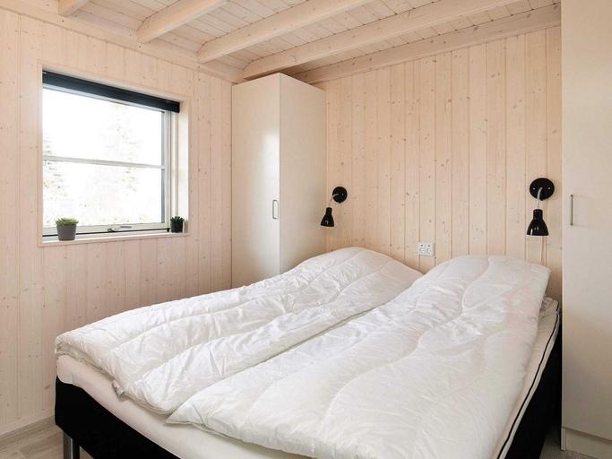 Others 4, 14 Person Holiday Home in Vaeggerlose, Guldborgsund