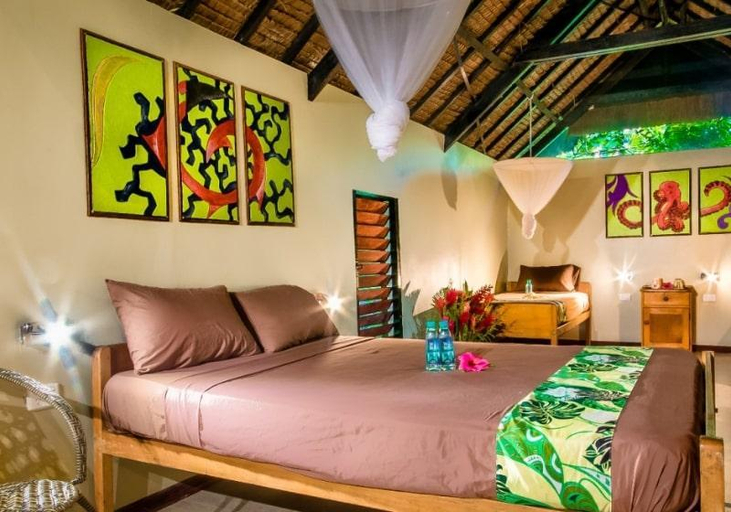 Bedroom 2, Mango Bay Resort, Nadroga/Navosa