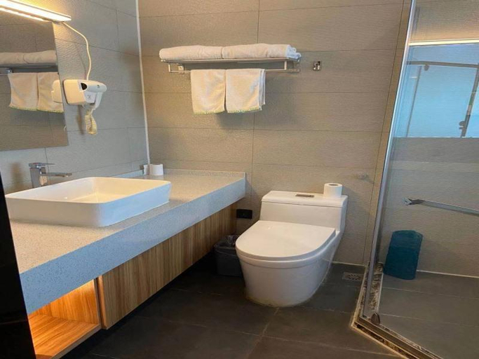 Bathroom, GreenTree Inn Shanghai National Exhibition Center Gulang Road, Shanghai