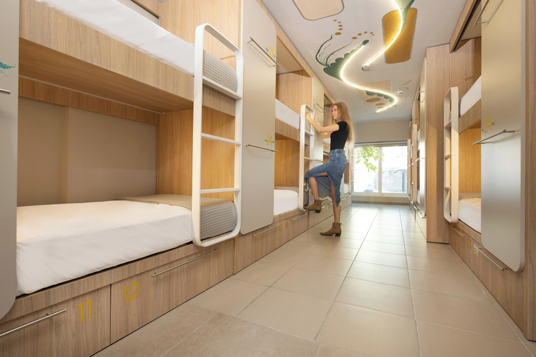 Bedroom, Epavli City Hostel, Crete
