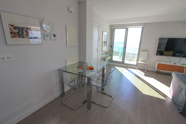 Room 5, Atico Dunas Beach by At Home Costa del Sol, Málaga