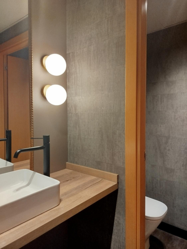 Bathroom 4, Hotel Villa de Zaragoza, Zaragoza