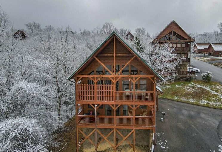 Exterior & Views 2, A Mountain Dream, Sevier