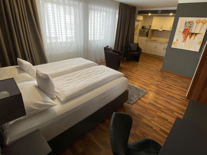 Bedroom 2, ART Hotel Grenzach-Wyhlen bei Basel, Lörrach