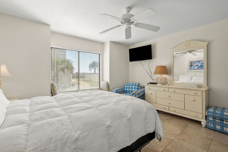 Bedroom 3, Sea Cloisters 105b, Horry