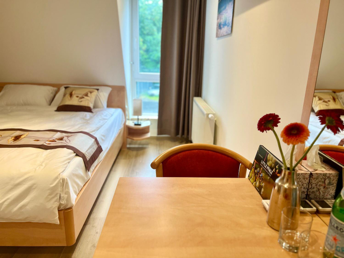 Others 4, Gastehaus LINH, Südliche Weinstraße