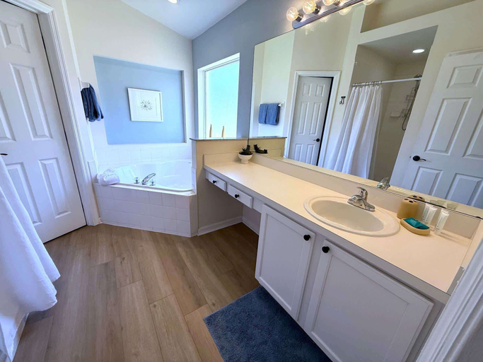 Bathroom 4, 4 Bedroom Villa With Private Pool & Golf Course Views, Polk