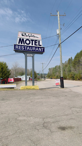 Exterior & Views 4, Rolphton Motel and Restaurant, Renfrew