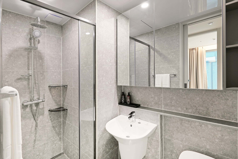 Bathroom 5, SOTA SUITE Pyeongtaek Godeok, Pyeongtaek