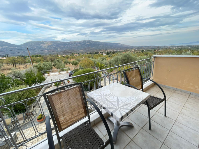 Others 5, Antonia's Apartments, Central Greece