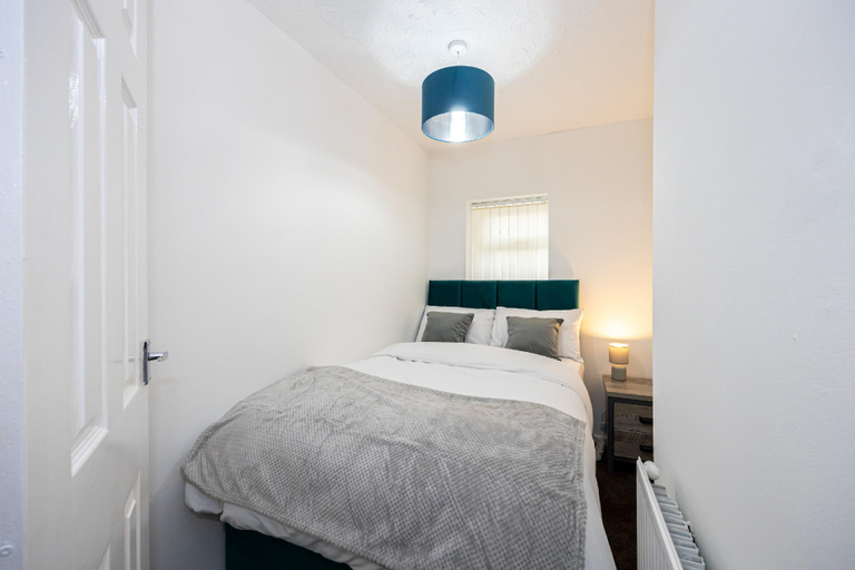 Bedroom 2, Barnes Street Terrace, Lancashire