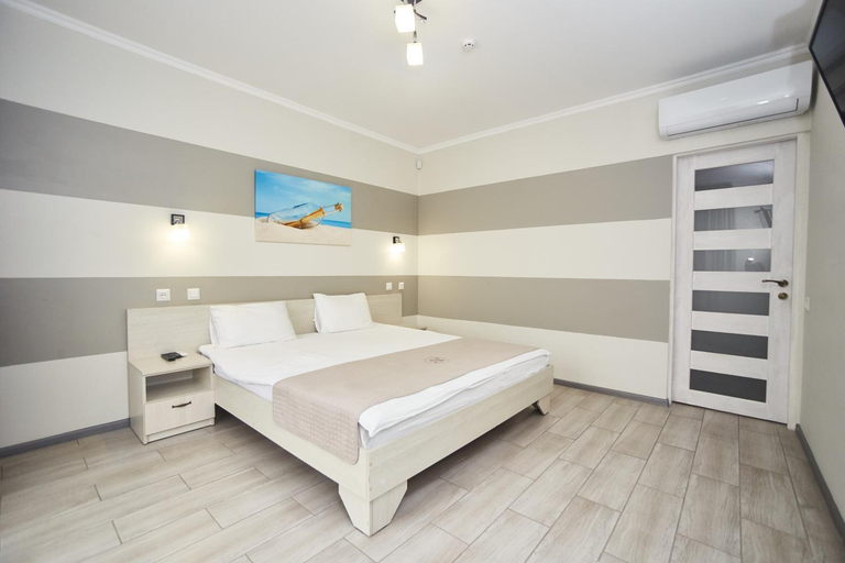 Bedroom 4, Family Hotel Happy INN, Ovidiopol's'kyi