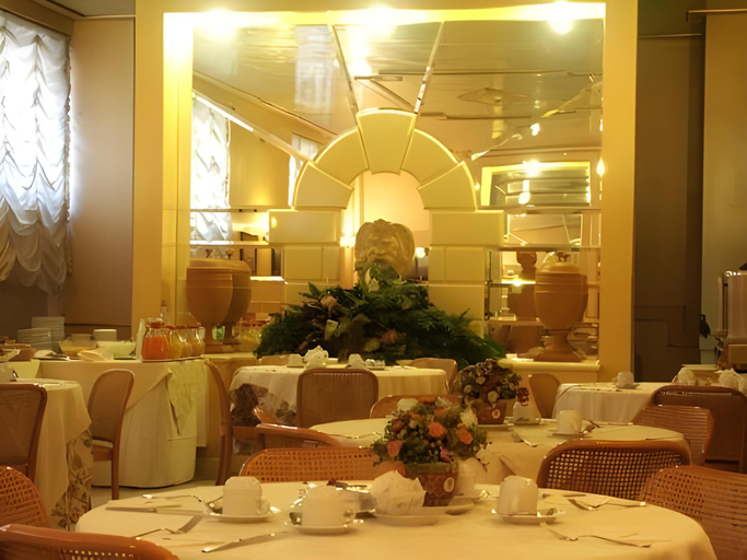 Food & Drinks 5, Hotel Nuovo Rebecchino, Napoli