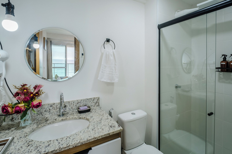 Bathroom, Sea View Apartment in Salvador Apg1103, Salvador