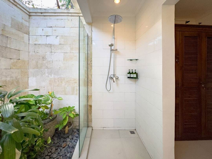 Bathroom 4, Villa Bugis Abimanyu Seminyak, Badung