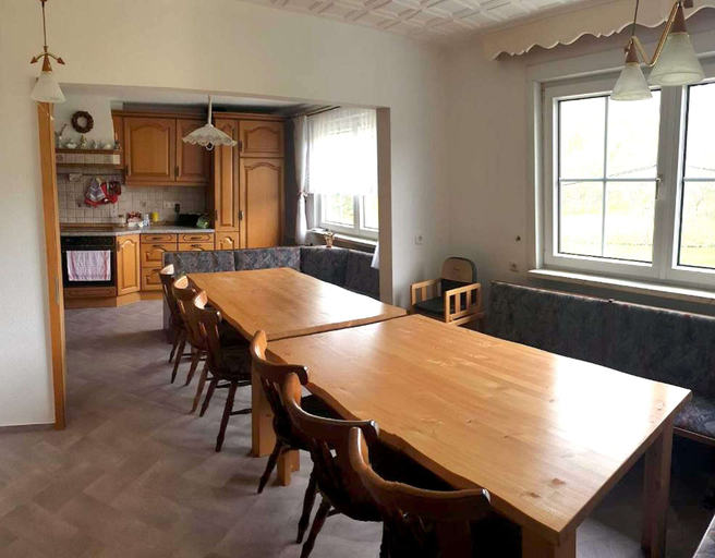 Dining 2, Ferienhaus in Barenstein bei Grunen Hugeln, Erzgebirgskreis