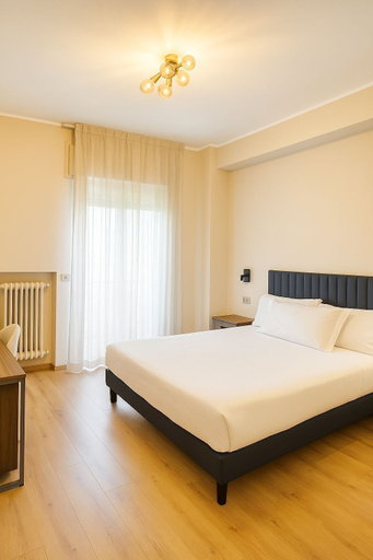 Bedroom 3, Urban Hotel, Pescara