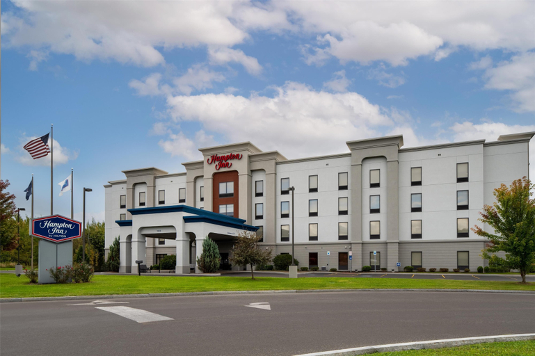 Exterior & Views 1, Hampton Inn Seneca Falls, Seneca