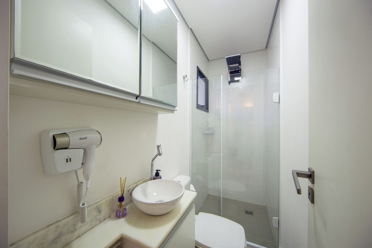 Bathroom, Studio em Pompéia 850m do Allianz parque - BLF0005, São Paulo