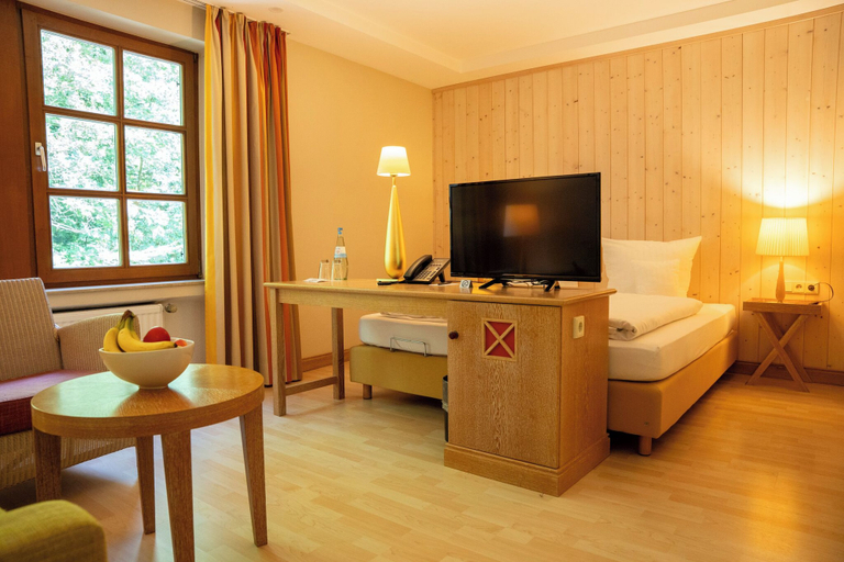 Others 5, Hotel Der Waldkater, Schaumburg