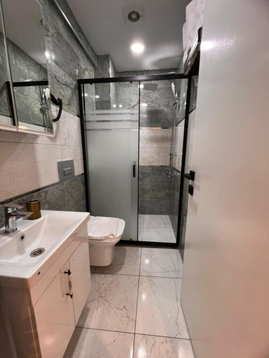 Bathroom 3, FEYCEM SUİTES HOTEL, Fatih