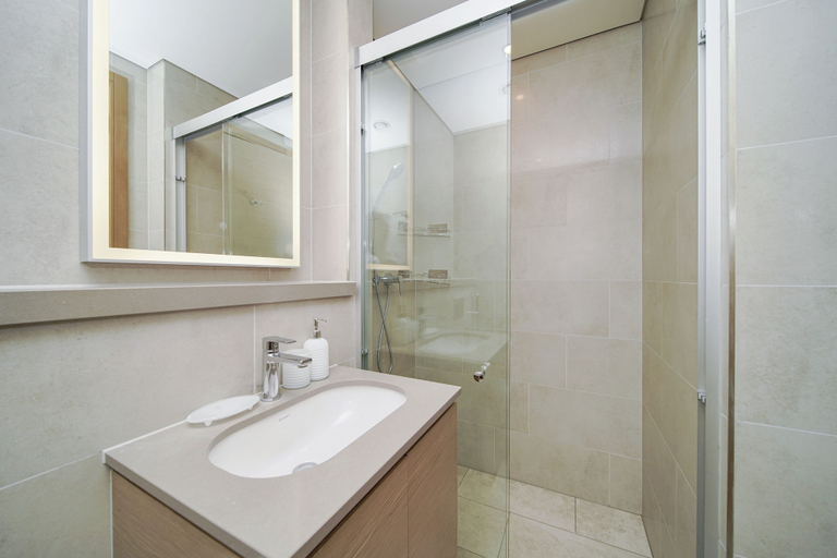 Bathroom 3, PVH - Tranquil 1BR - Sobha Waves, Dubai