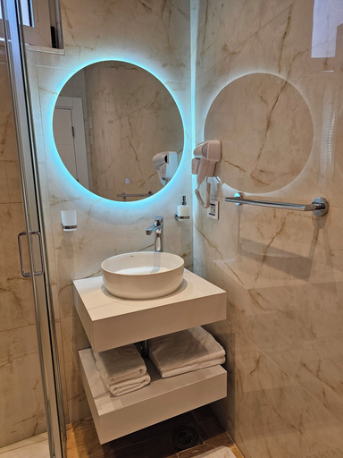 Bathroom 4, Sidro Guesthouse