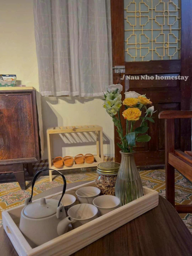 Others 2, Nau nho Homestay, Ngô Quyền