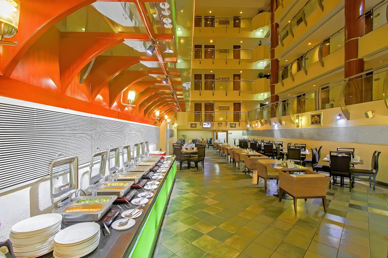 Food & Drinks 3, Citadel Sarovar Portico Bengaluru, Bangalore
