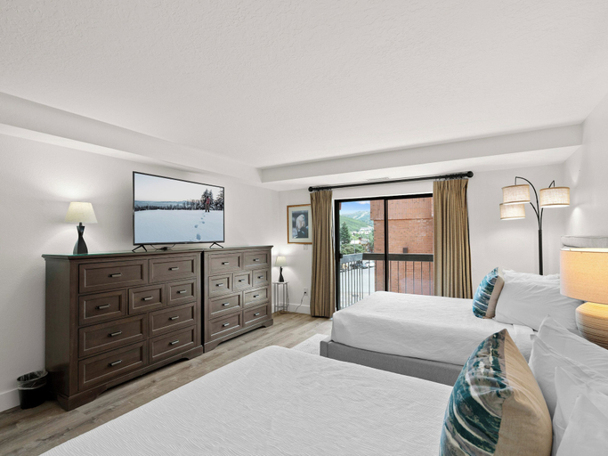 Bedroom 2, Shadow Ridge by All Seasons Resort Lodging, Summit