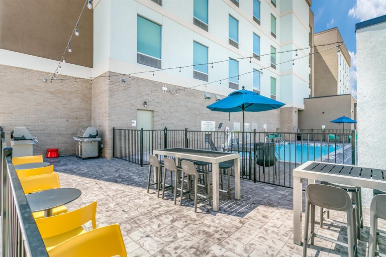 Food & Drinks 5, Home2 Suites by Hilton Coppell DFW Grapevine North, Dallas
