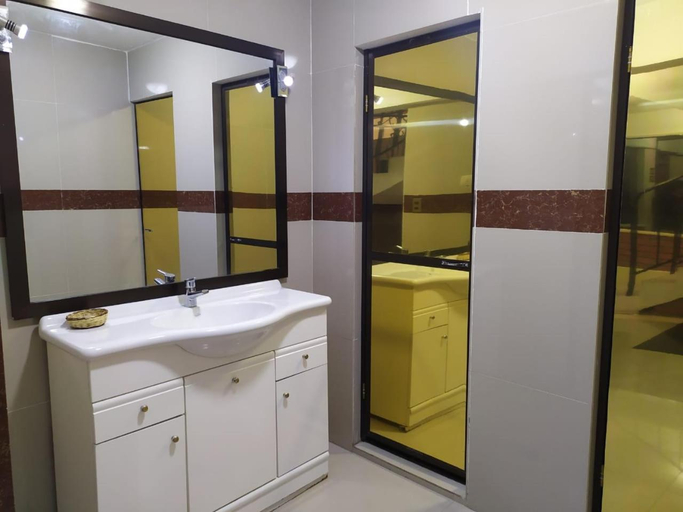 Bathroom 4, Hotel Kachi de Uyuni, Antonio Quijarro