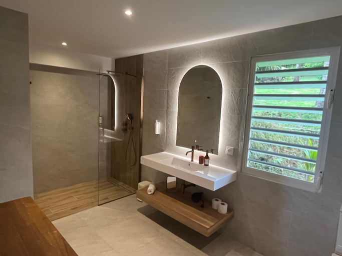 Bathroom 3, Residence AU 'TI SUCRIER, Deshaies